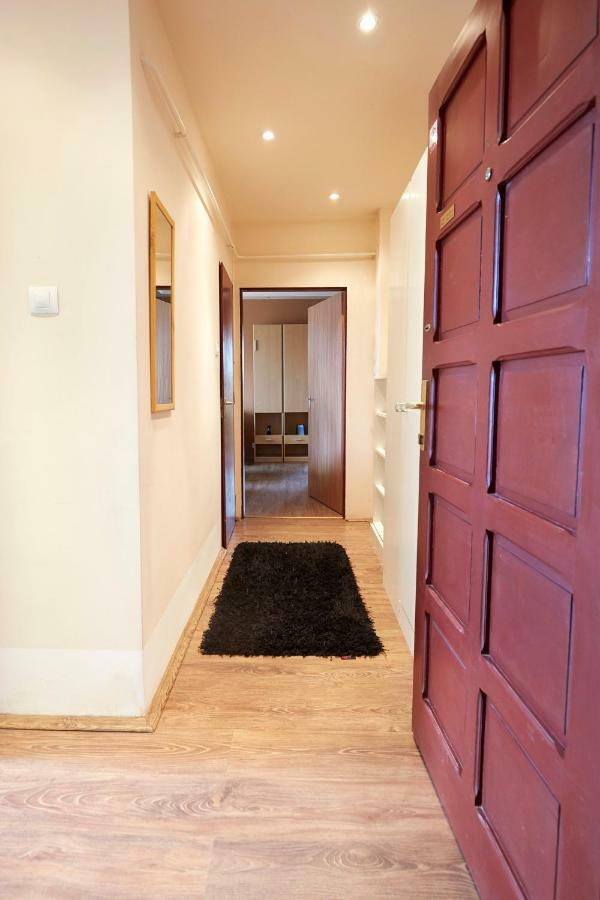 Egyetemvaros - A. Apartman เปตช์ ภายนอก รูปภาพ